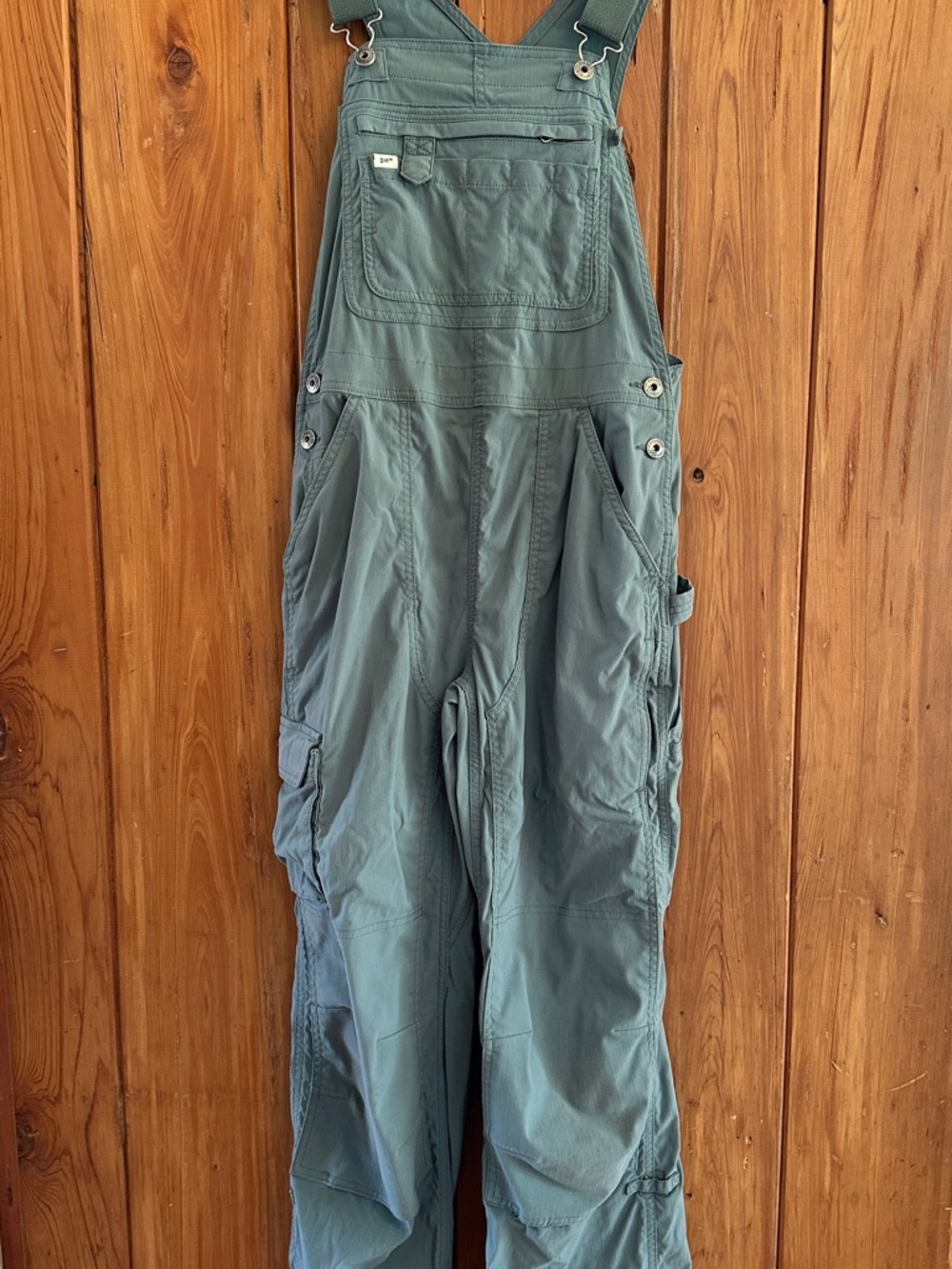 Duluth Heirloom Gardening Bib Overalls - Picture 4 of 9